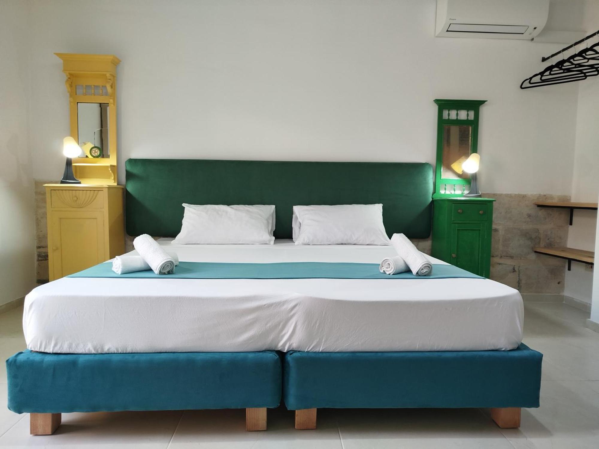 Limestone Sun Suites Sliema Oda fotoğraf