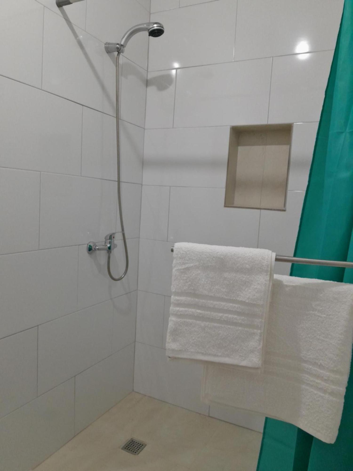 Limestone Sun Suites Sliema Oda fotoğraf