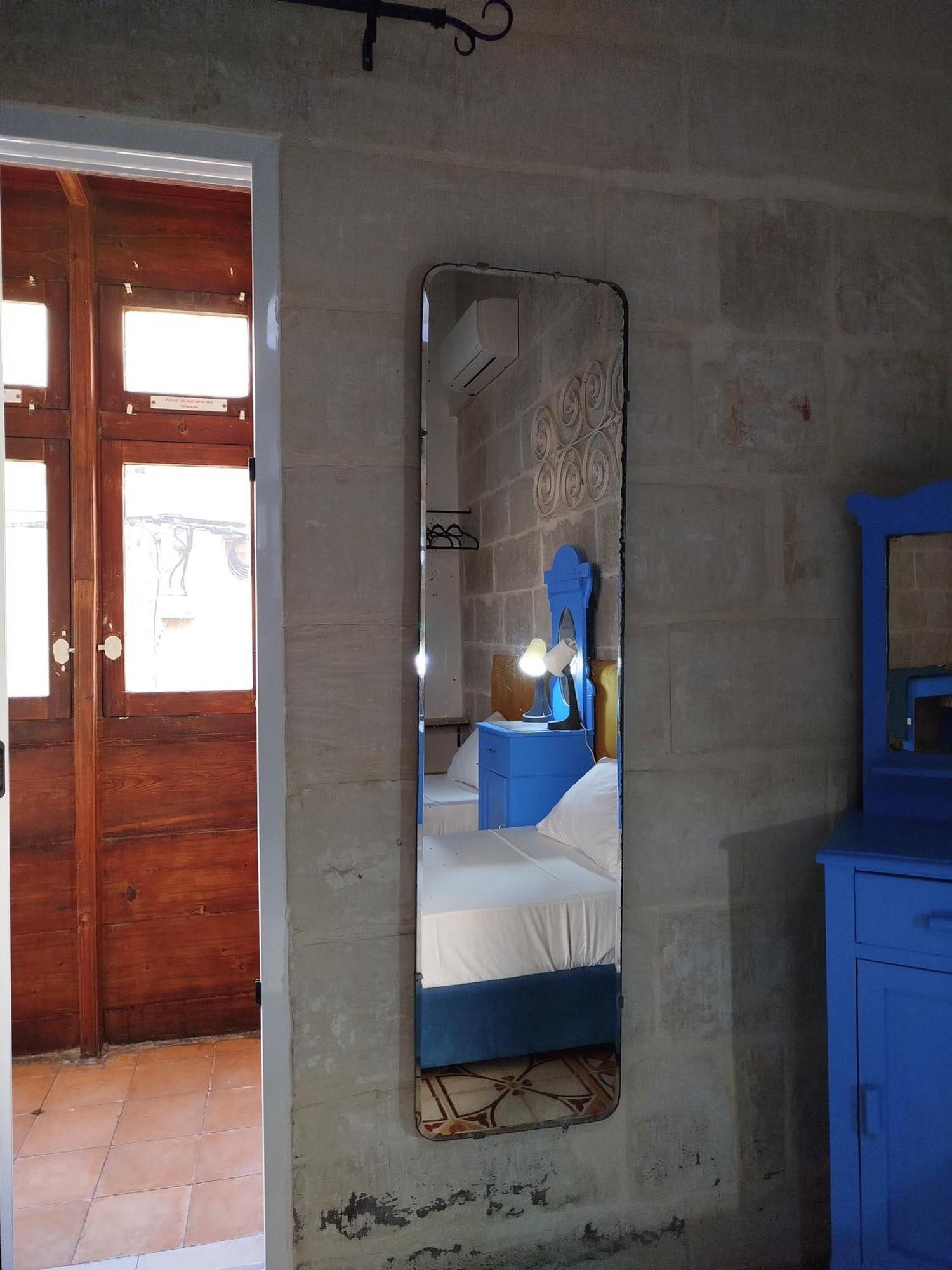 Limestone Sun Suites Sliema Oda fotoğraf